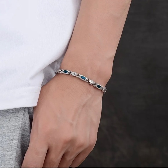 Fathers Day Blue Gem Motif Bracelet - Picture 5 of 5